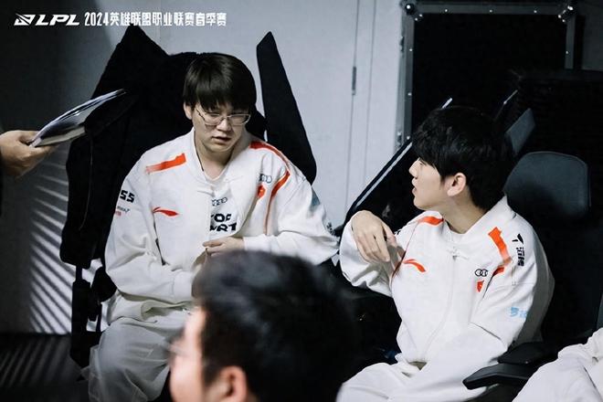 代的谢幕 代的谢幕