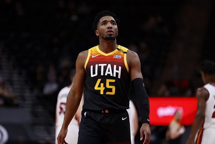 逐伊萨克 逐伊萨克